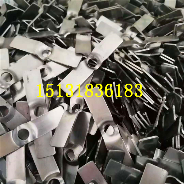 一体板安装件