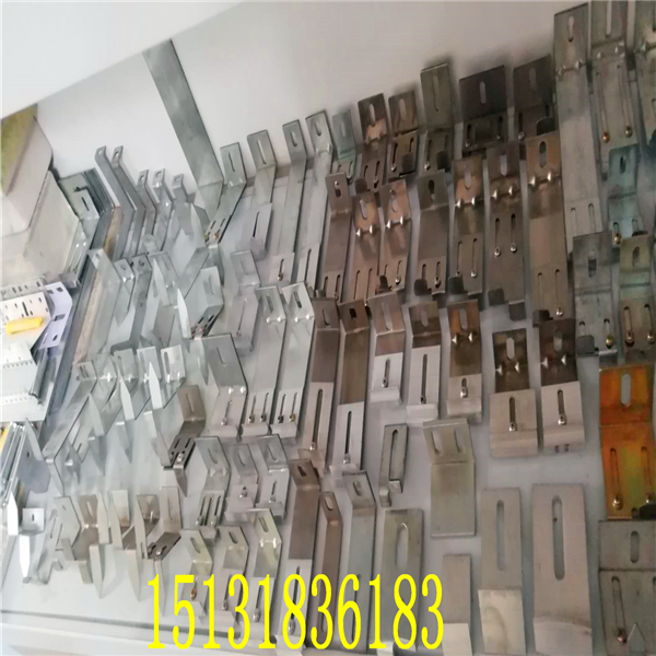 一体板挂件